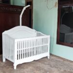 Box Bayi Cat Duco Putih Simple Minimalis Keren Terlaris