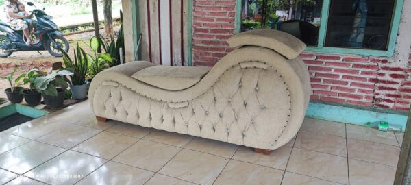 605683dc 3bb9 4731 b413 40340d078b96 - Kursi Sofa Tantra Kamasutra Sofa Santai Warna Custom Full Kayu Jati