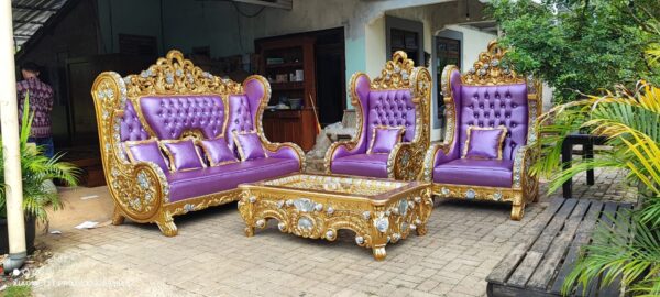 75f58ca8 de74 48d7 9c72 bbc5231db430 - Kursi Sofa Tamu Raja Ukiran Royal Sultan Mewah Kayu Jati