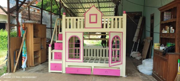 8298e56f d4ba 4028 b4e2 1ffe6df3471d - Tempat Tidur Anak Tingkat Warna Cream Kombinasi Pink Terbaru Full Kayu Jati