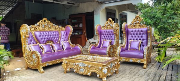 abe786c2 688e 489a 9450 f0526161cc3e - Kursi Sofa Tamu Raja Ukiran Royal Sultan Mewah Kayu Jati