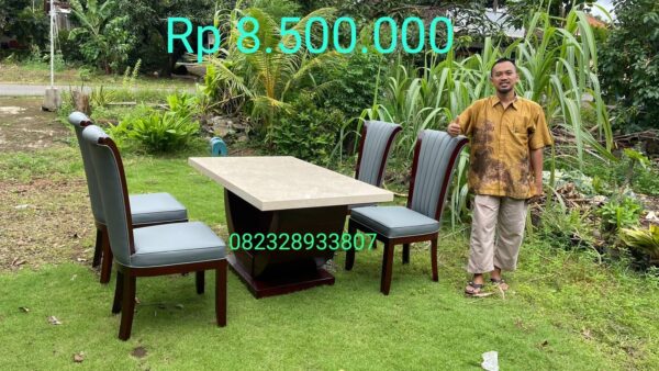 e1dbc1c7 0ebd 4734 91b4 d358d82916cf - Kursi Meja Makan Marmer Stella 4 kursi Mewah Minimalis Full Kayu Jati