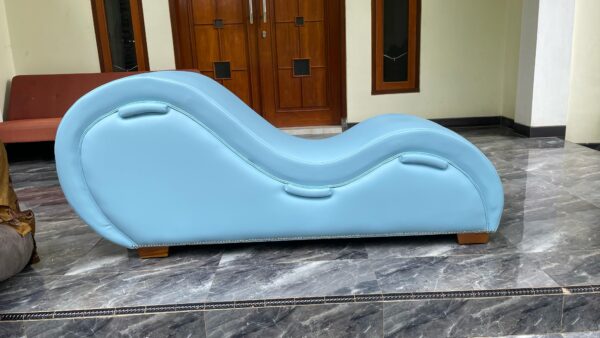 ecb8ee53 a335 4779 8c5b 394a3a888e53 scaled - Kursi Sofa Tantra Kamasutra Warna Blue Oscar Full Kayu Jati
