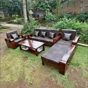 43244d2e 5253 4a8a 86ac 5f22e3b489f5 300x300 - Kursi Tamu Sudut Minimalis Terbaru Custom Full Kayu Jati
