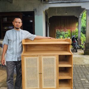 62b84bf0 68e6 4ea8 a715 bd0855eae541 300x300 - Bufet Jati Rotan Retro Alami Minimalis