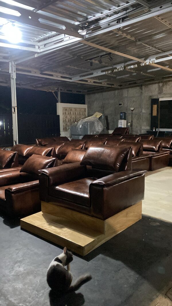 6780c2dd 06ca 4d27 bd05 9ff447d49df1 scaled - Sofa Billiard balikpapan Terbaru