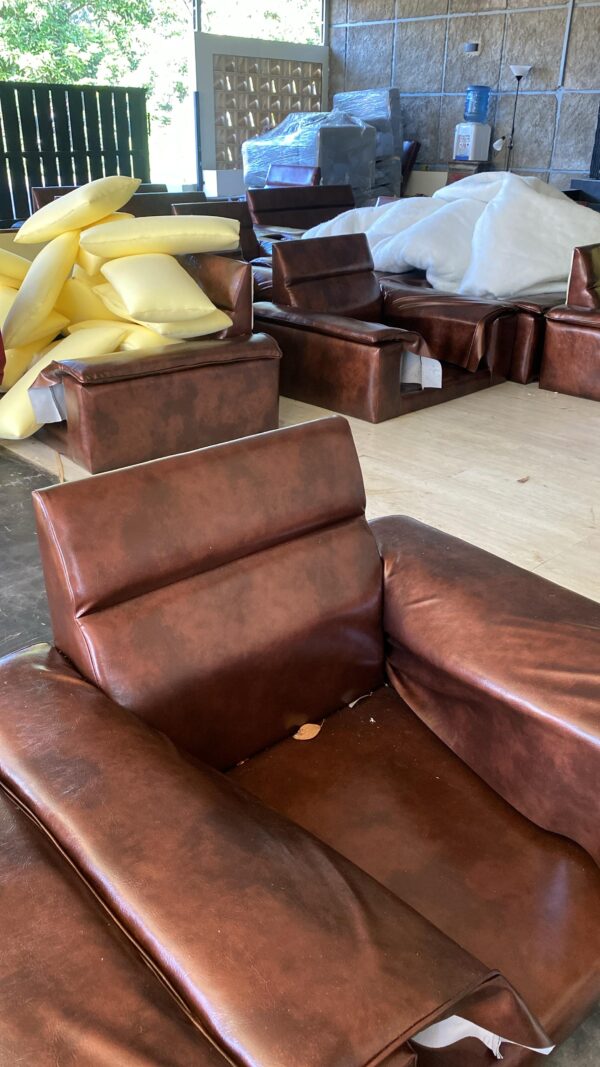 fe0d4b5c 448c 4a72 a0a1 d73a9bd13d9a scaled - Sofa Billiard balikpapan Terbaru
