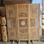 Sketsel Penyekat ruangan Ukiran Kaligrafi Minimalis Kayu Jati