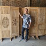 Sketsel Penyekat ruangan Ukiran Kaligrafi Minimalis Kayu Jati