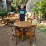 Kursi Meja Makan Bundar Motif Ukiran Kayu Jati
