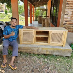 5f1e94d9 acc3 4c6b aa77 bfc1805ea848 300x300 - Bufet Tv Minimalis Mentahan Ready Stock Full Kayu Jati