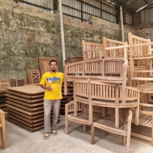 peanut bench teak wood peanut bench teak wood