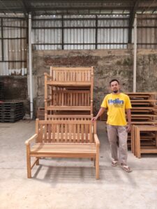 Minimalist Teak Garden Bench