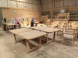 Solid Teak Dining Set, Console Table & Outdoor Patio Furniture